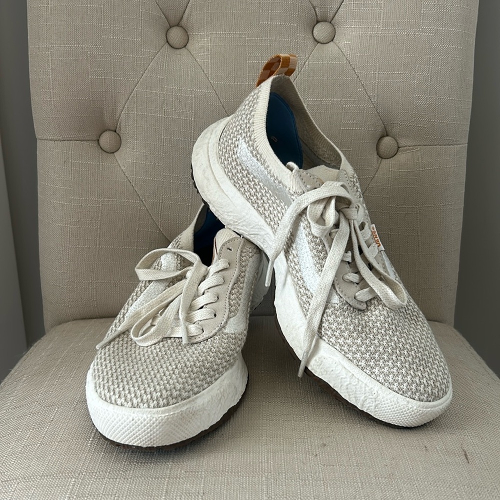 Vans Ultrarange Vr3 Shoe - Vintage White